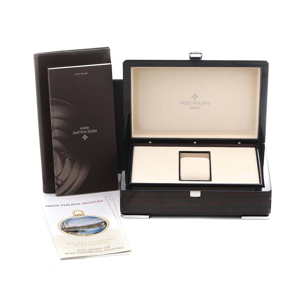 Patek Philippe Nautilus 7118/1R "Ladies Rose Gold"